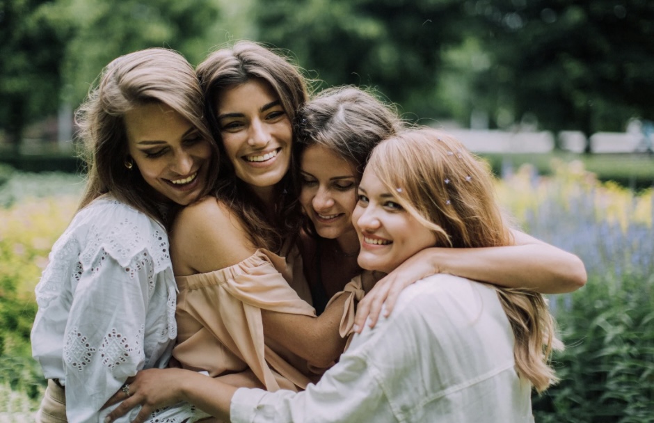 Novena por las amigas - Mulieris Hoy